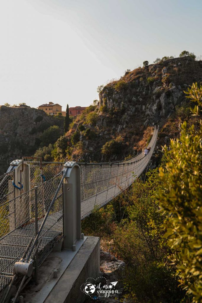 Puente-Tibetano-Laviano