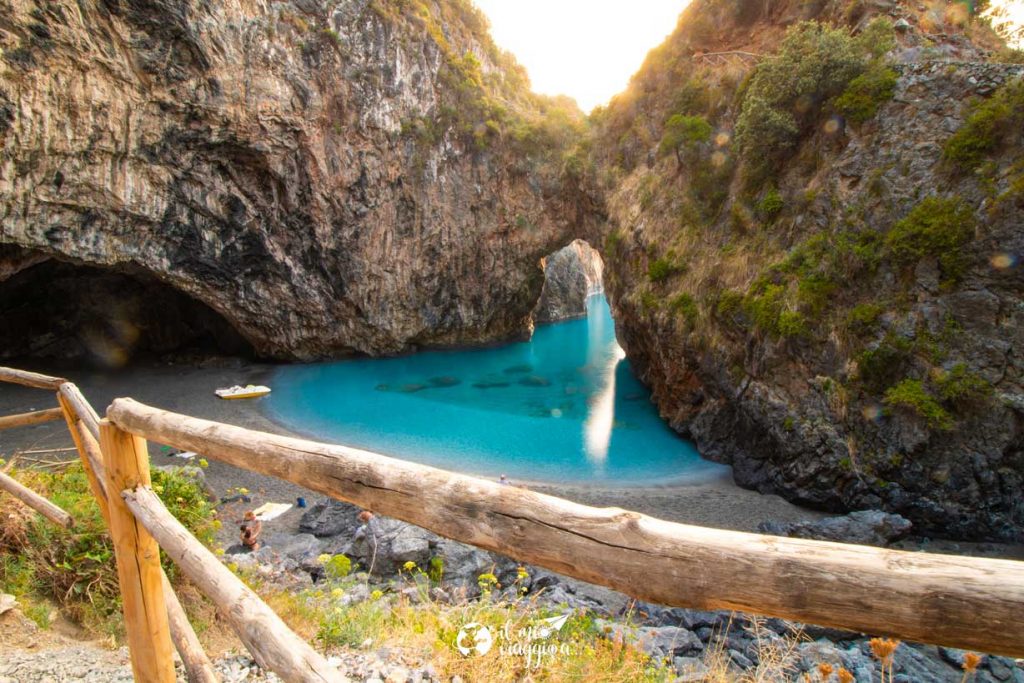 Playa Arch-Magno