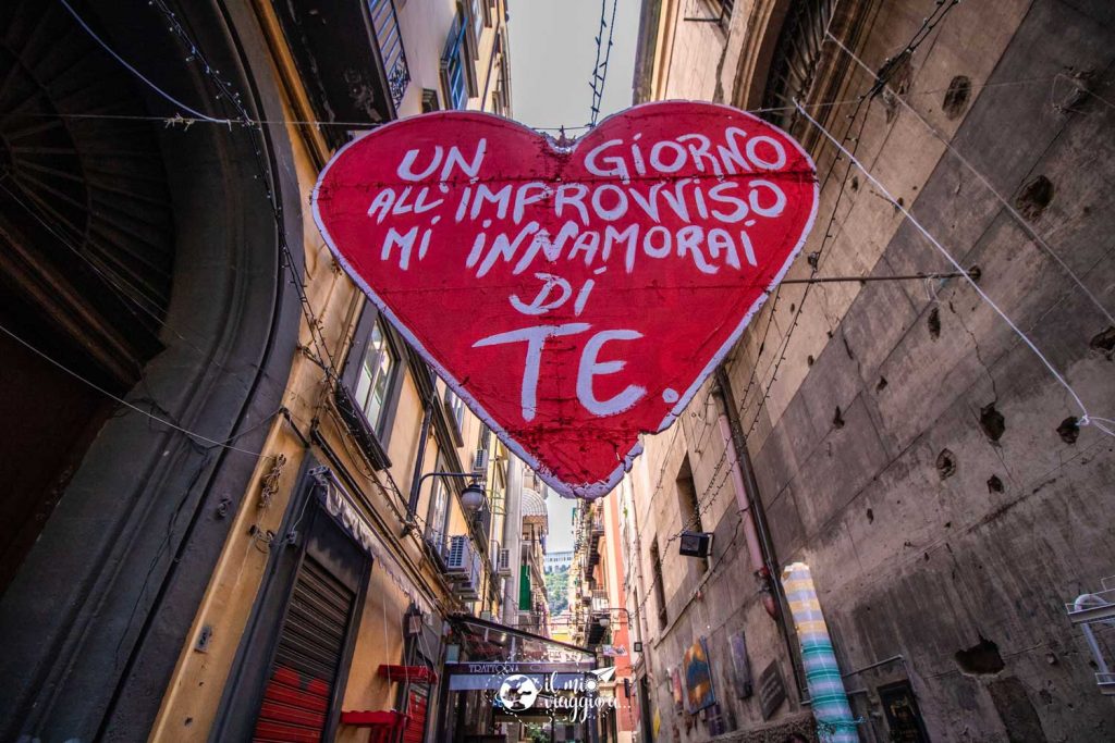 quartieri-spagnoli-naples