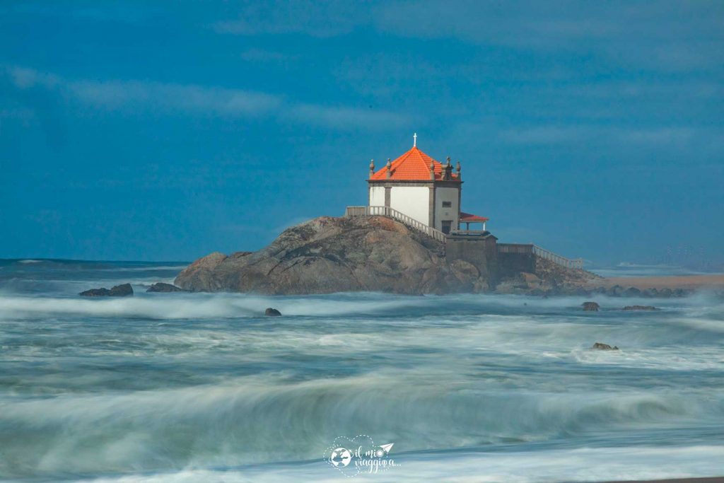 Capela-Senhor-de-Pedra