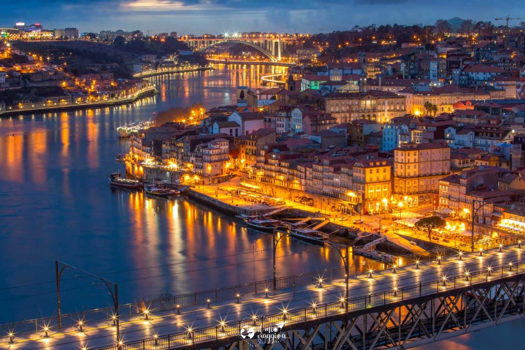 Porto by night