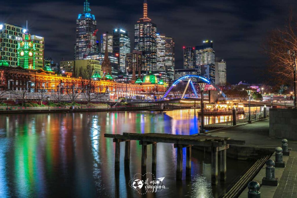 pedestrian bridge melbourne