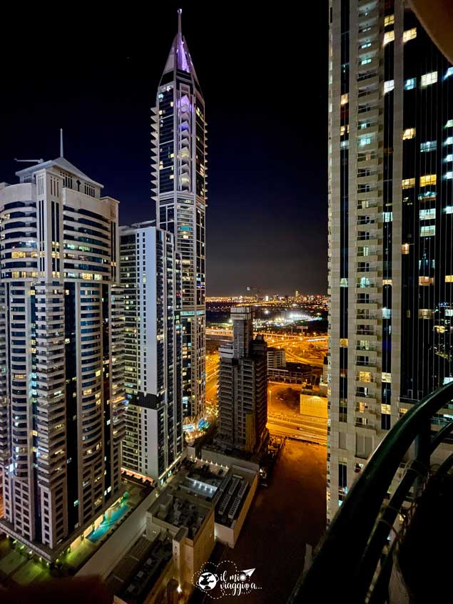 where to stay in dubai