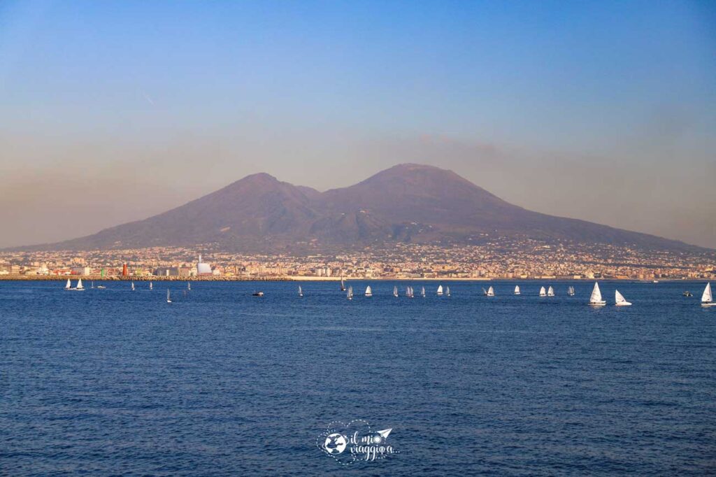 vesuvius view from naples