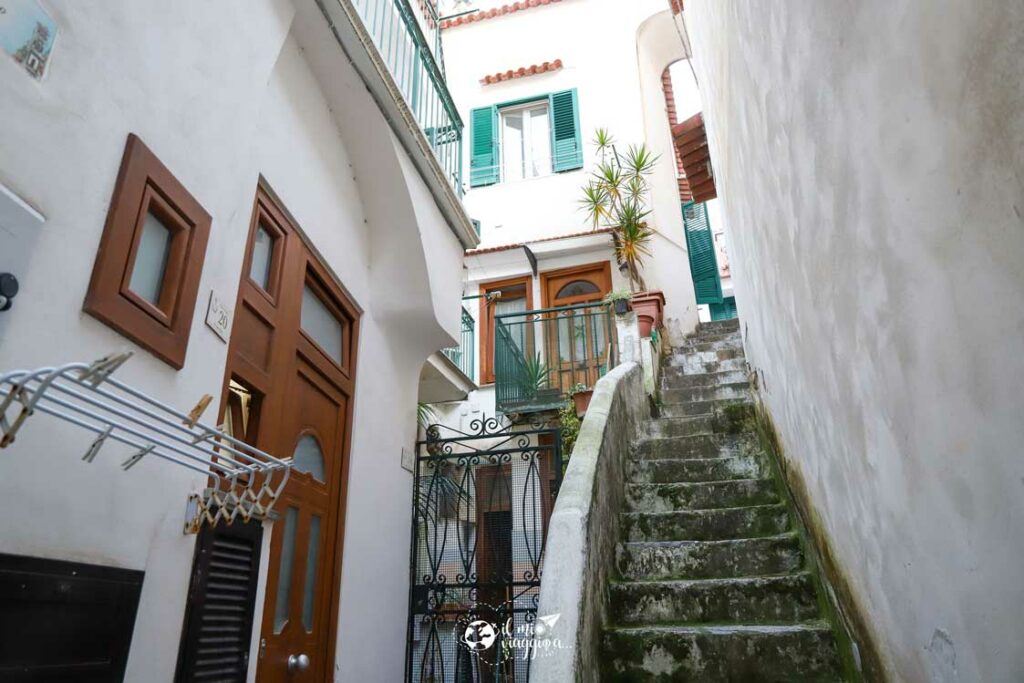 where to stay in atrani